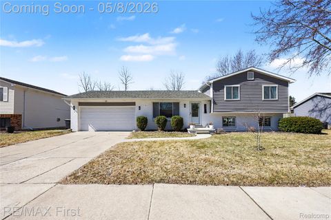 690 Montana Street Marysville City MI 48040