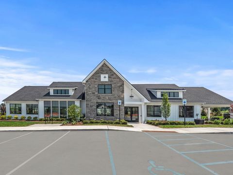 A home in WestBloomfieldCharterTownship_Oakland