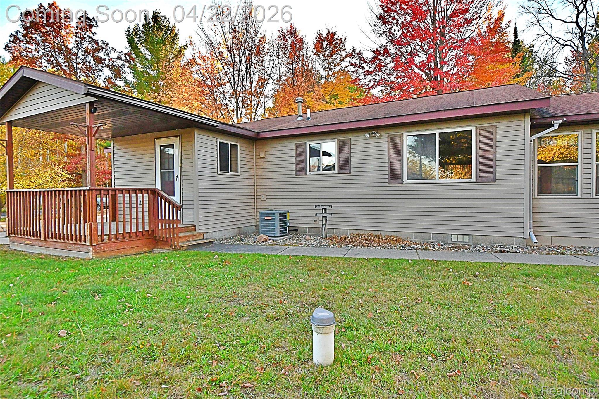 7429 Artesia Beach Road