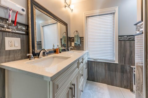 Tiny photo for 1826 Beaver Street, Dearborn City, MI 48128 (MLS # 81025062394)