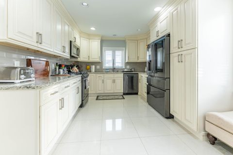 Tiny photo for 1826 Beaver Street, Dearborn City, MI 48128 (MLS # 81025062394)