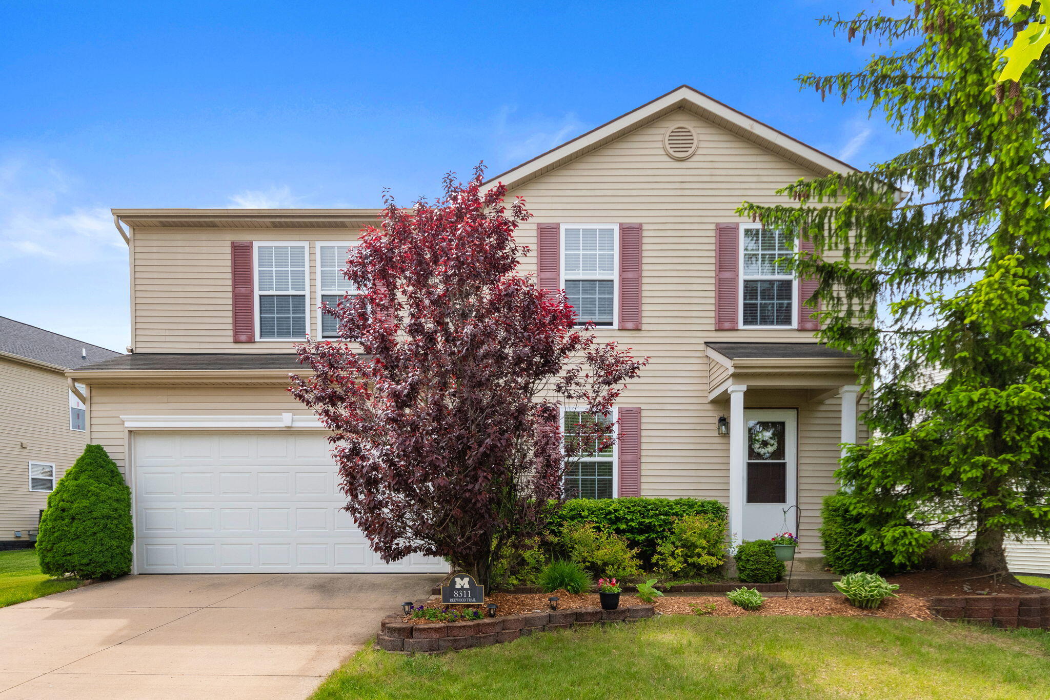 8311 Redwood Trl Trail