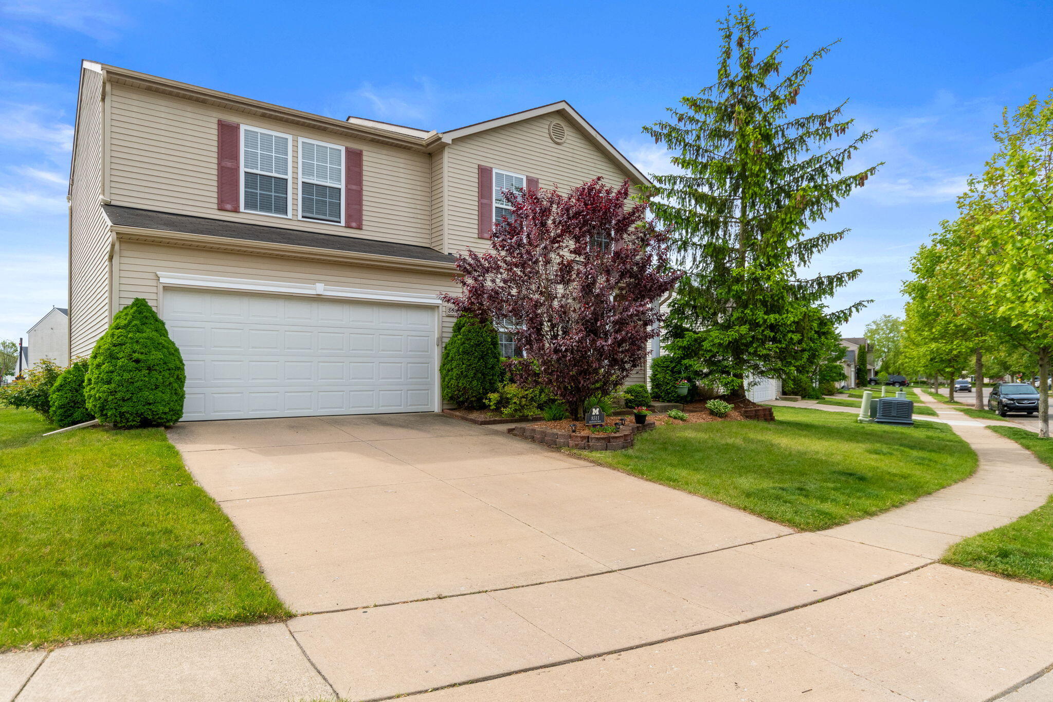 8311 Redwood Trl Trail