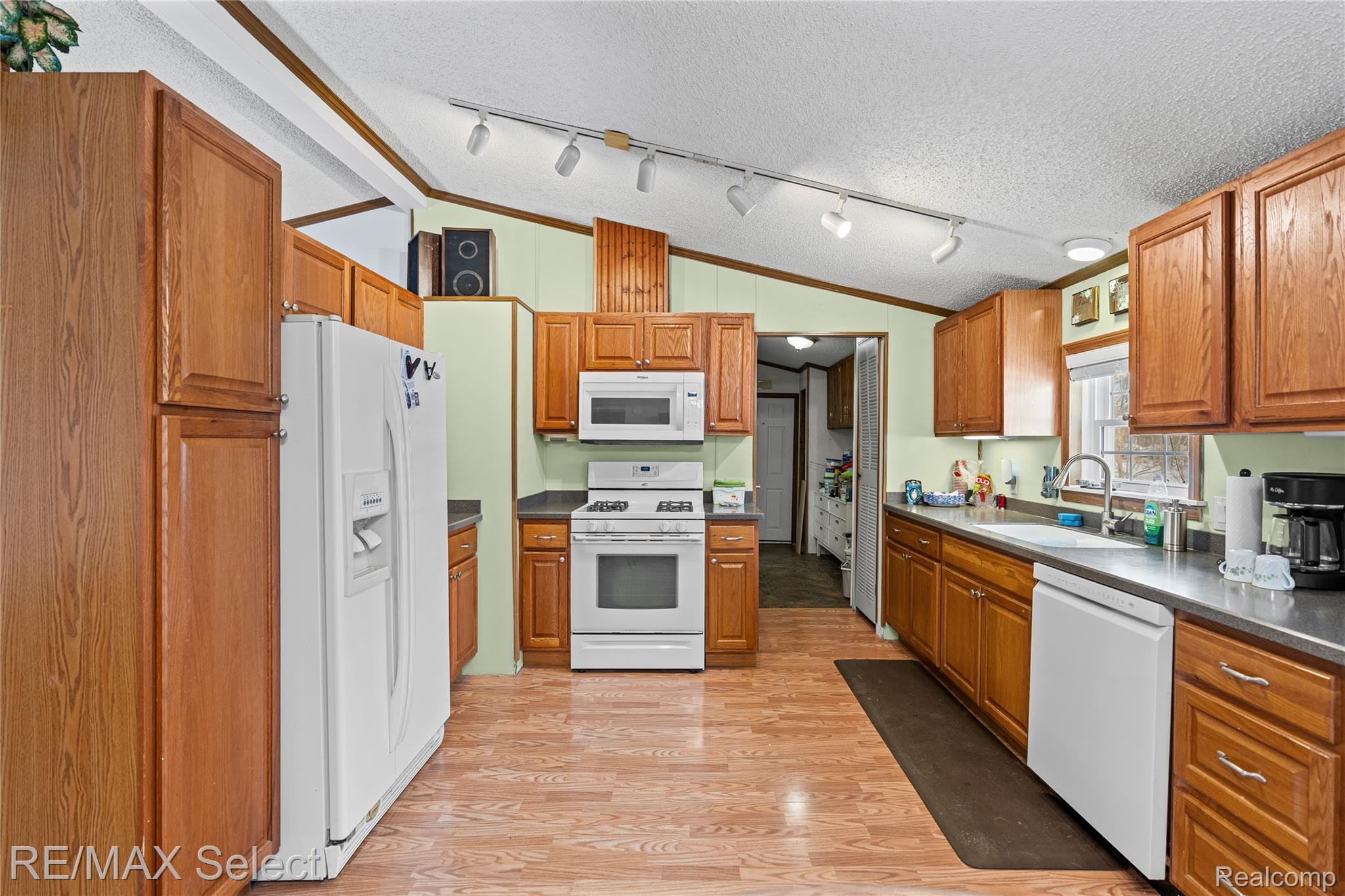 11061 Main Road
