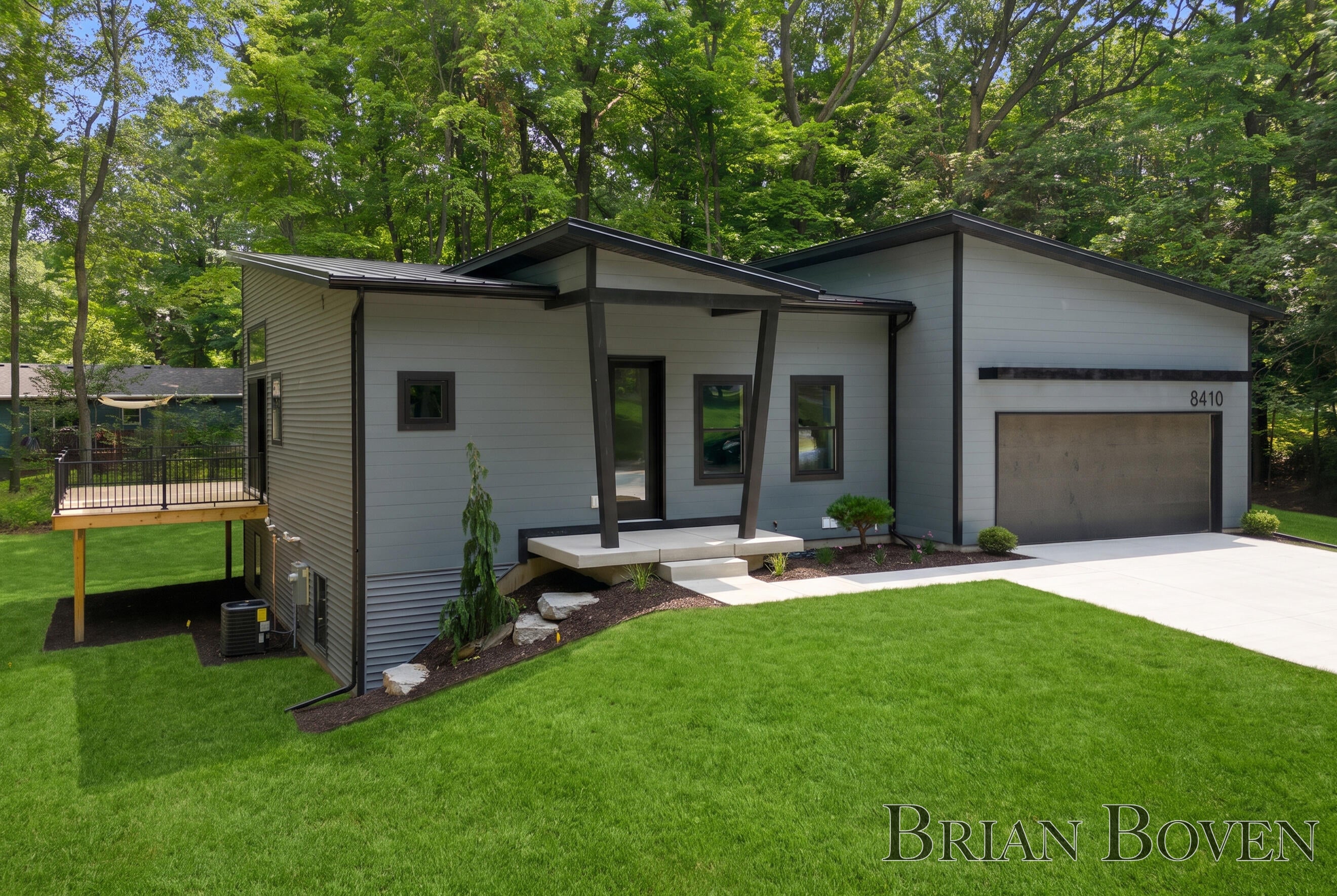 8410 Brower Avenue NE