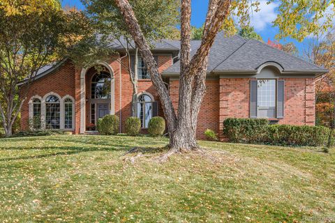 5641 Golf Pointe Drive Independence Charter Township MI 48348