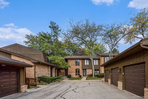 1090 Greenhills Drive Ann Arbor City MI 48105