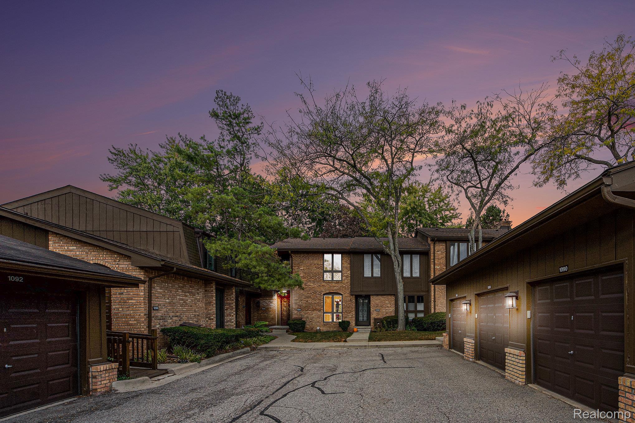 1090 Greenhills Drive