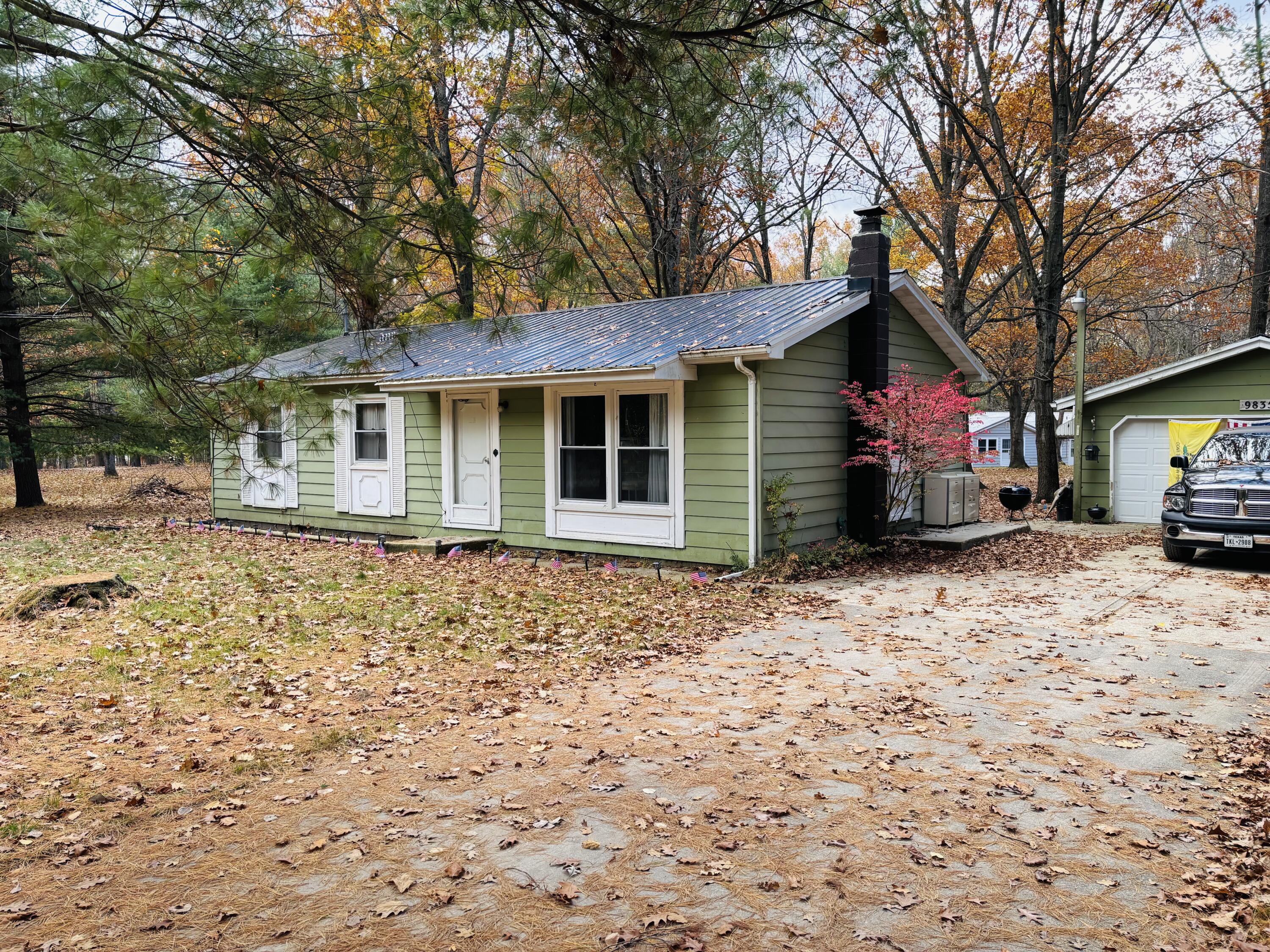 9835 Grindstone Trail