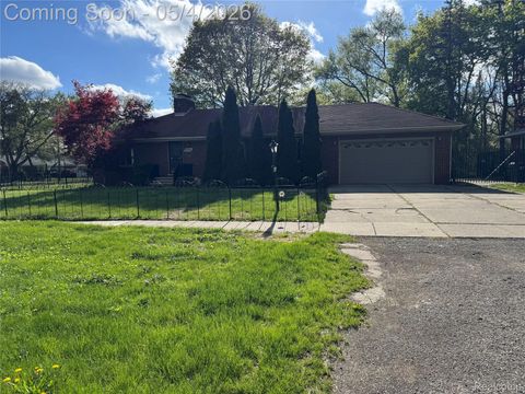 27315 Lathrup Boulevard Lathrup Village City MI 48076