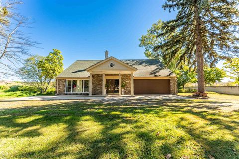 41466 dequindre Road Sterling Heights City MI 48314