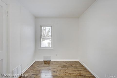 Tiny photo for 13680 Borgman Street, Oak Park City, MI 48237 (MLS # 20261003063)