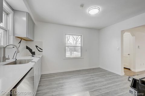 Tiny photo for 13680 Borgman Street, Oak Park City, MI 48237 (MLS # 20261003063)