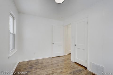 Tiny photo for 13680 Borgman Street, Oak Park City, MI 48237 (MLS # 20261003063)