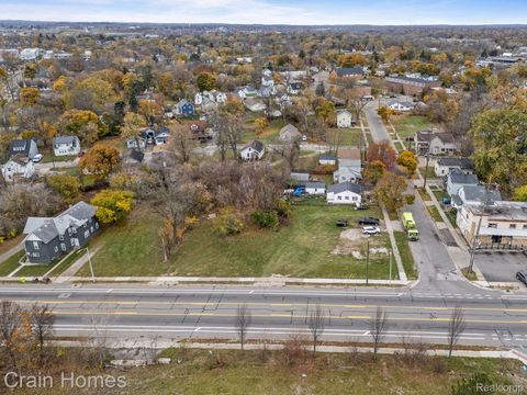 431 N PERRY Street Pontiac City MI 48342