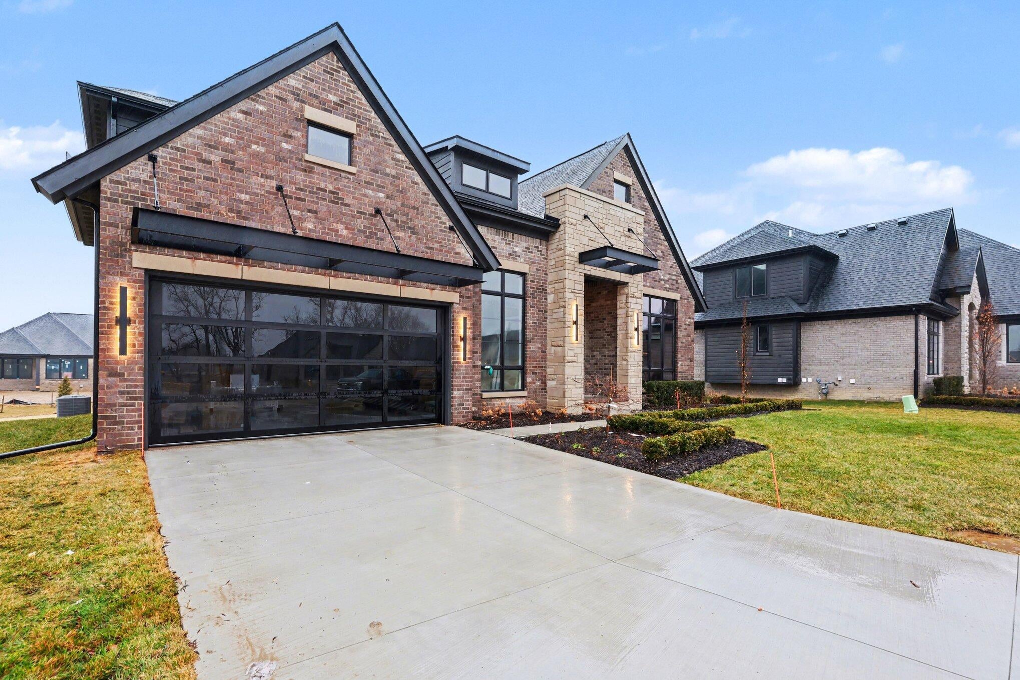 57572 Meadowridge Drive