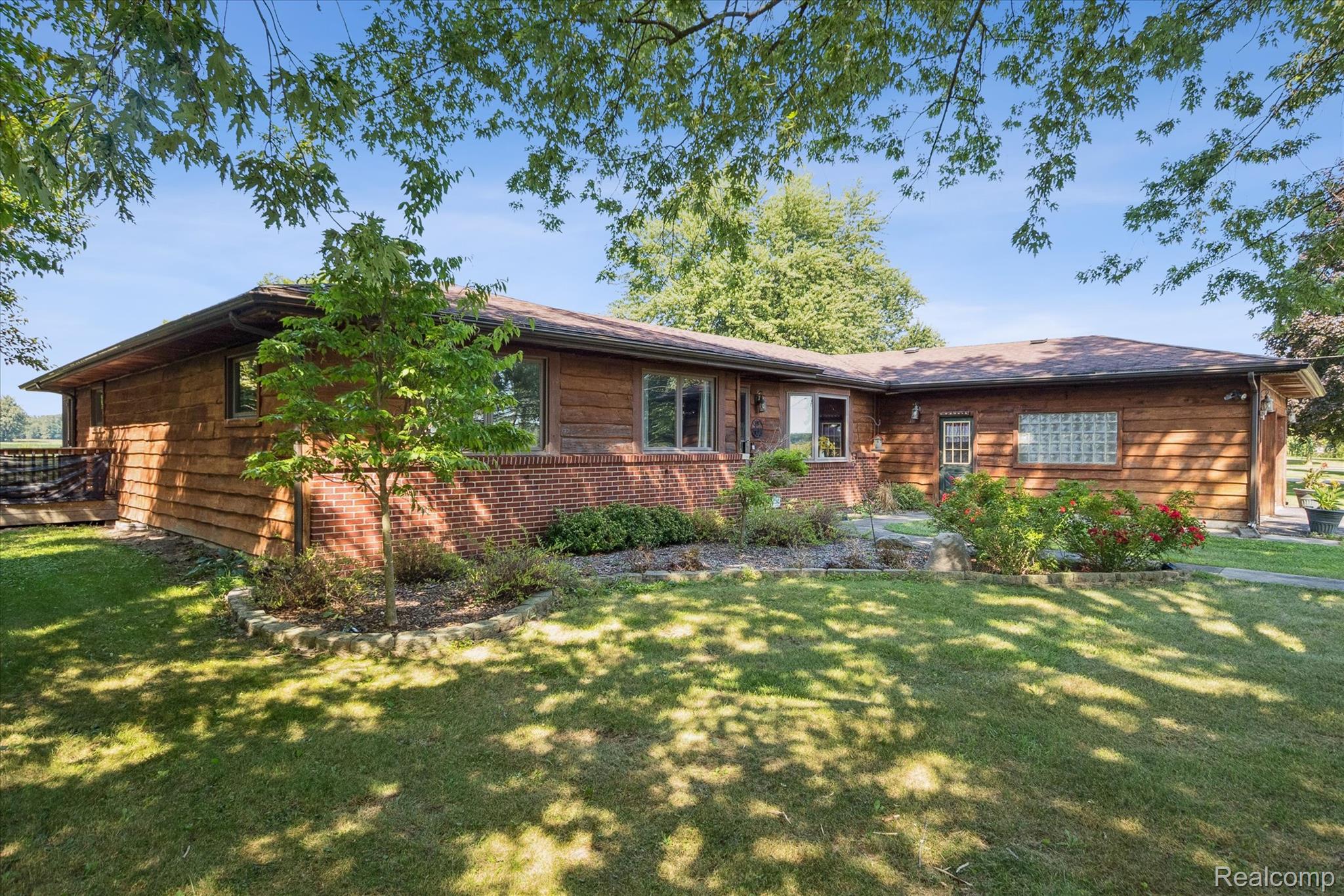 990 E Temperance Road