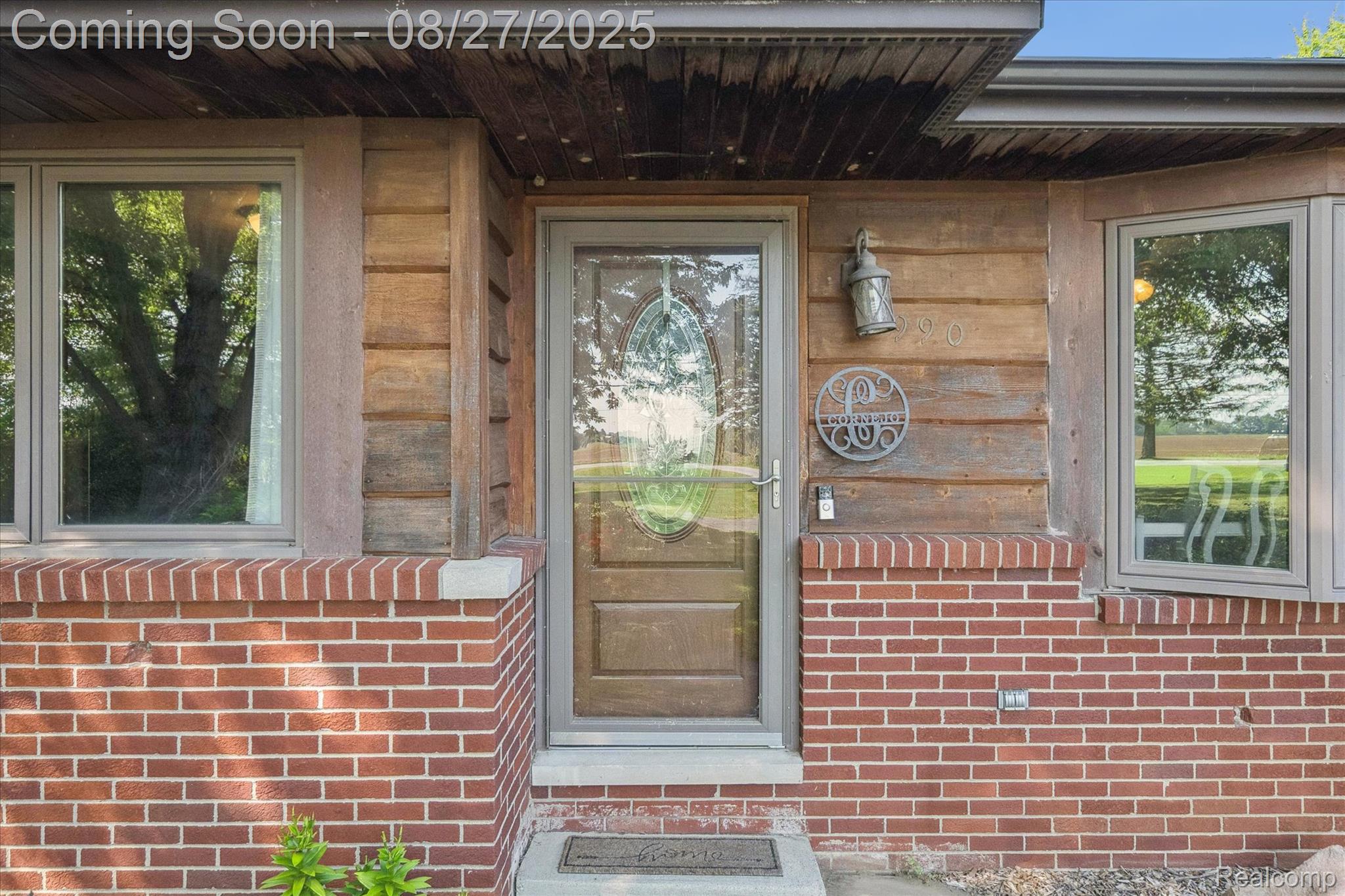 990 E Temperance Road