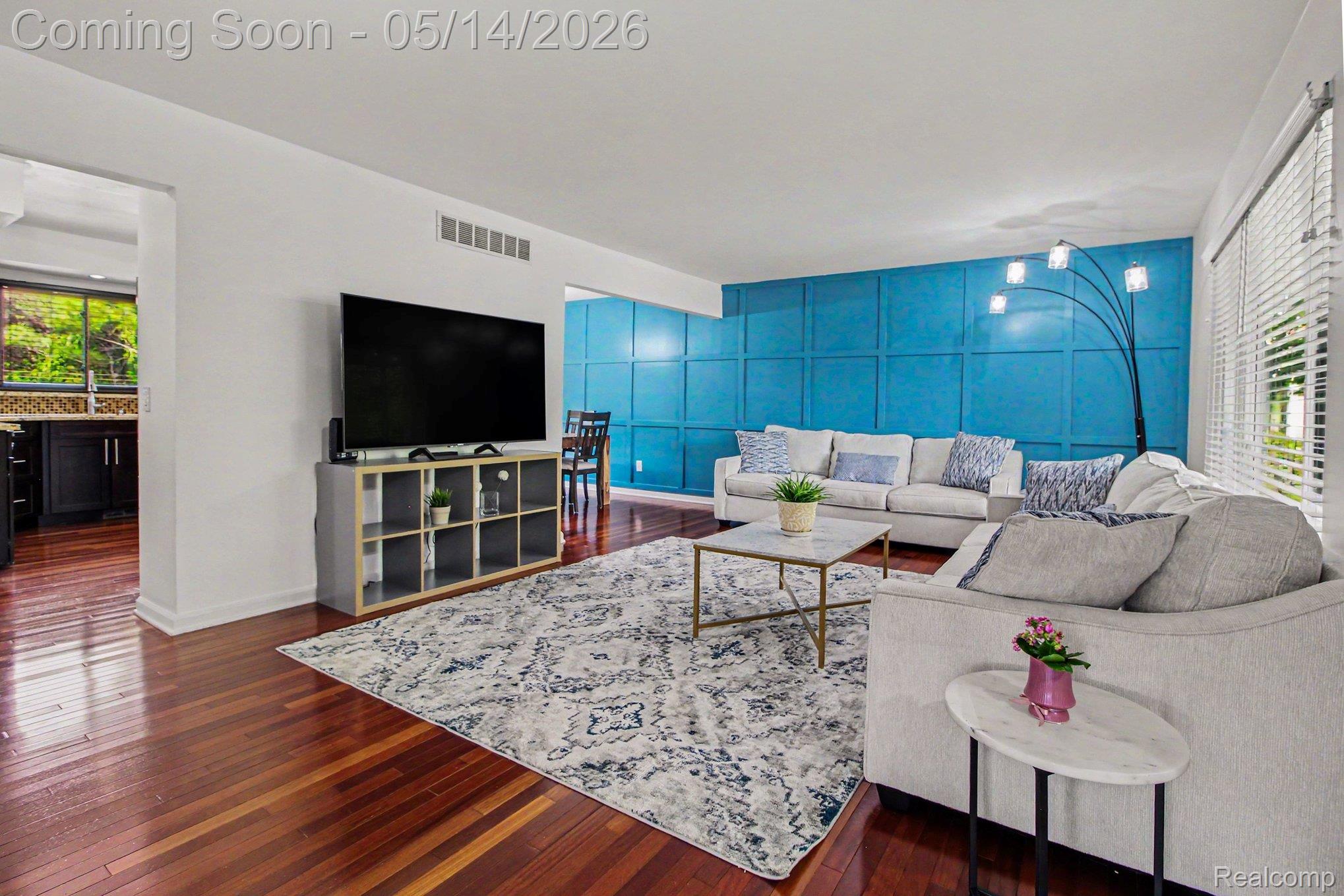 45440 Holmes Drive