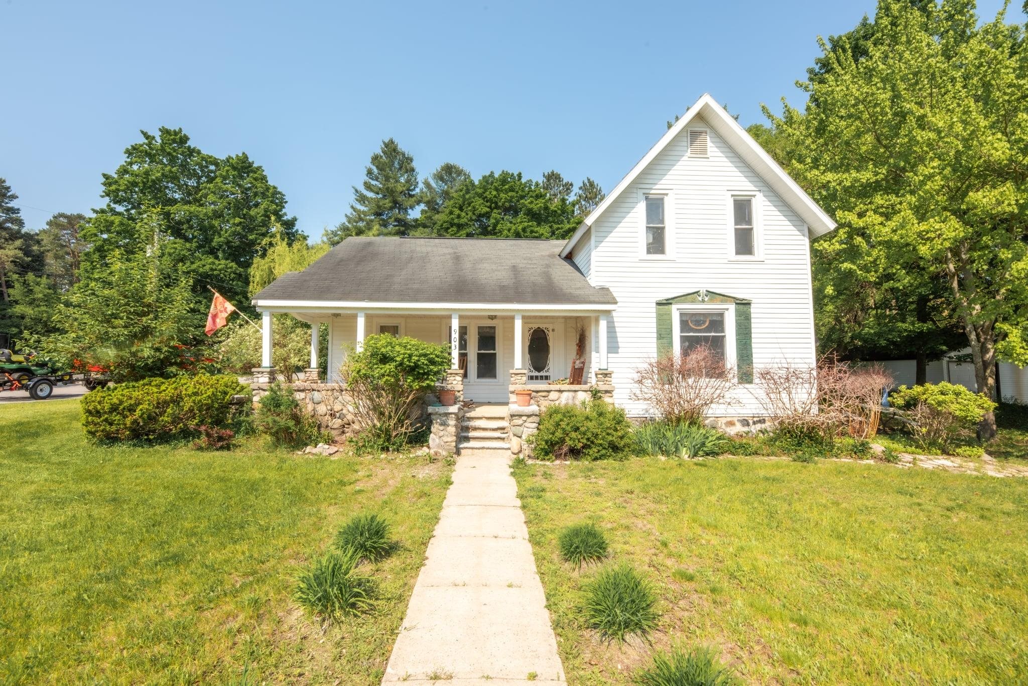 903 N Bridge Street