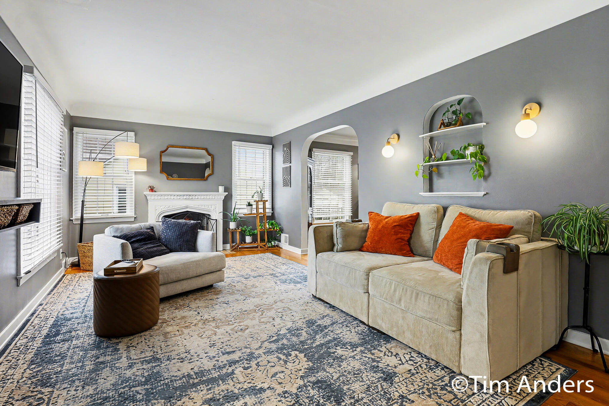 2612 Oakwood Avenue NE