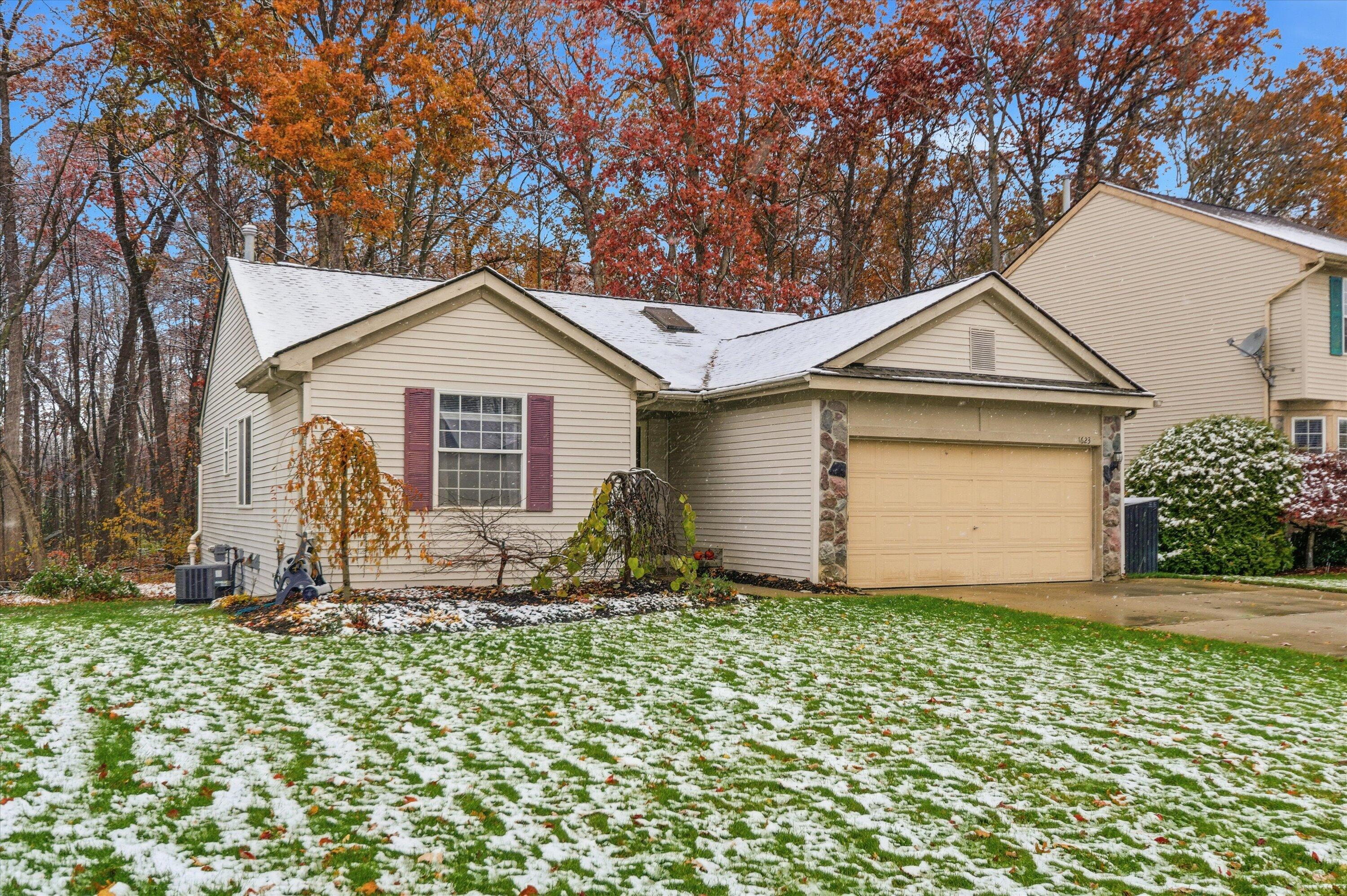 1623 Andover Boulevard