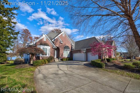 13275 Harborview Drive Fenton Charter Township MI 48451