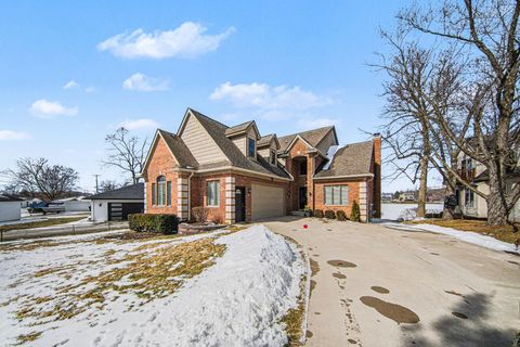 3313 Oak Knoll Drive Brighton Township MI 48114