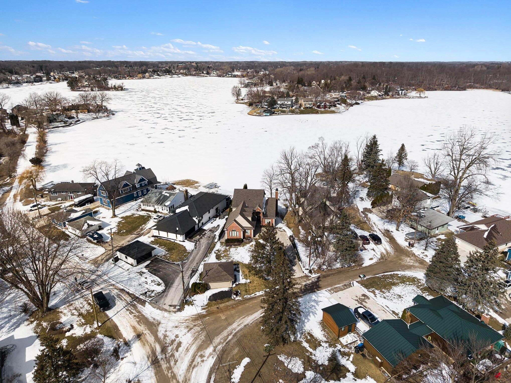 3313 Oak Knoll Drive