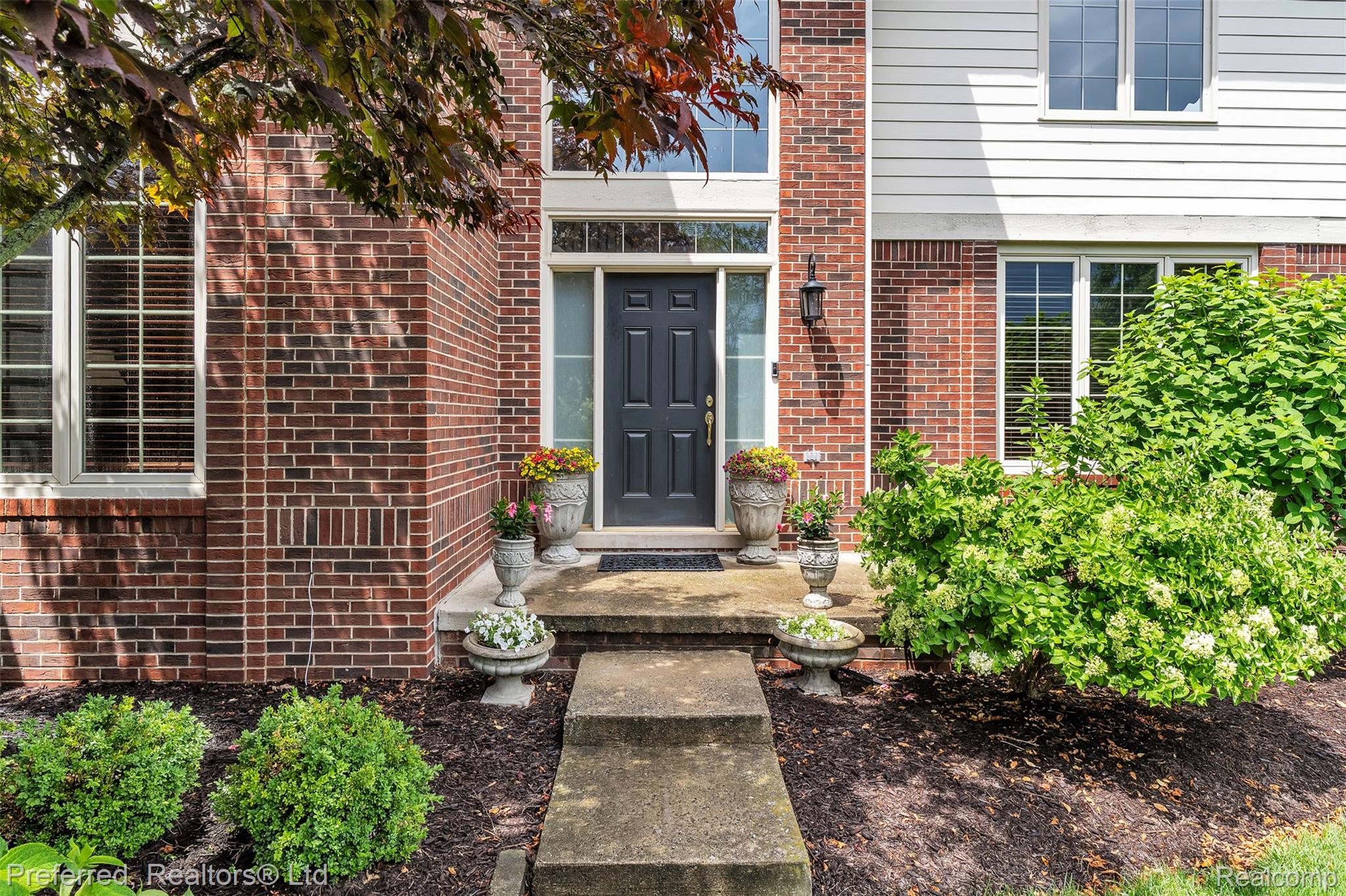 46564 Southview Lane