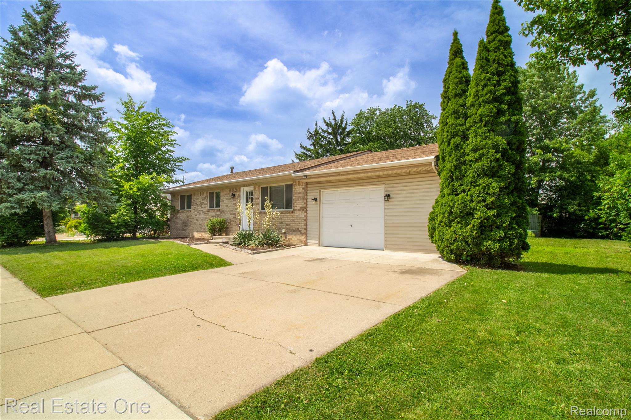 44220 Saltz Road