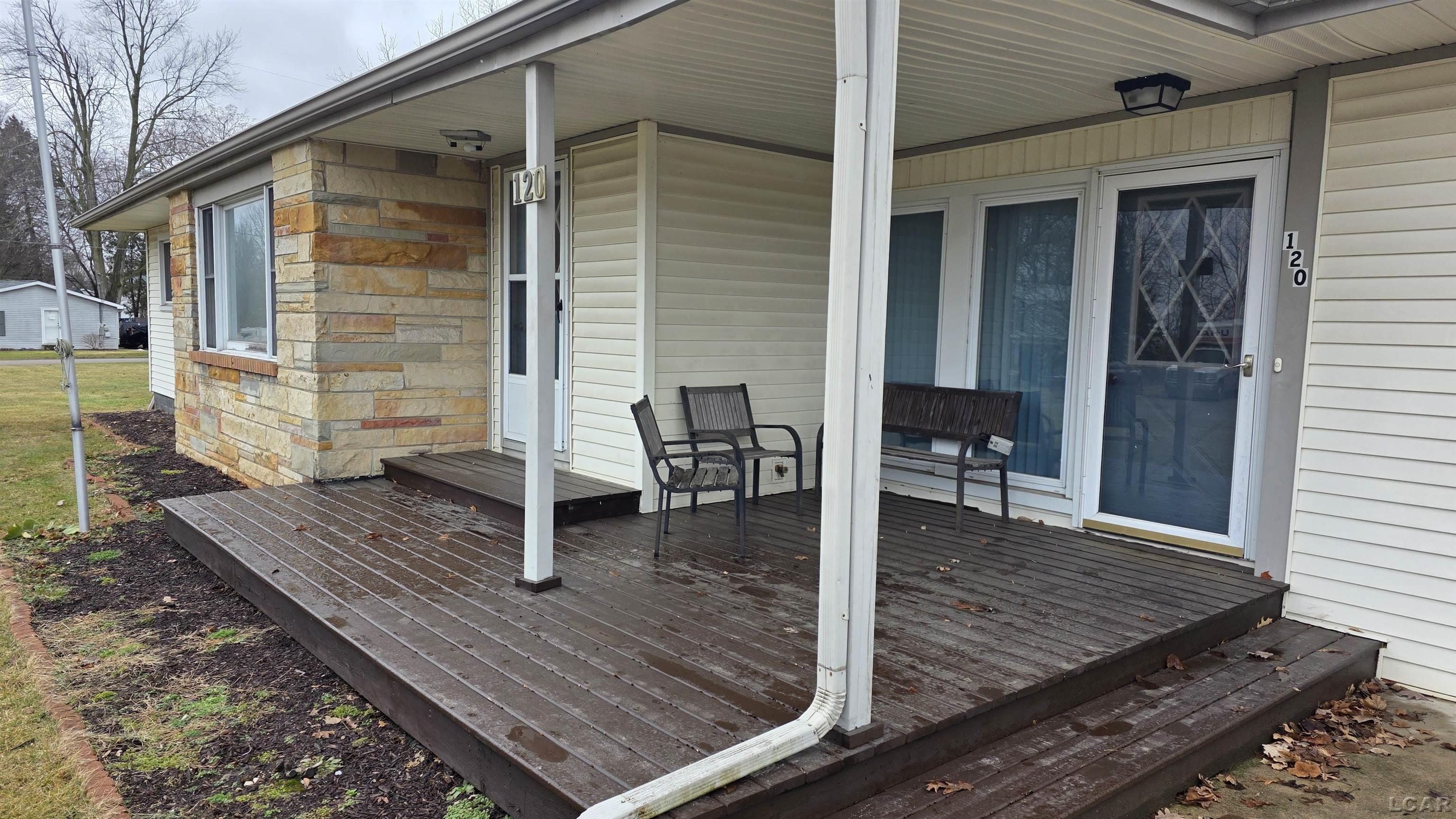 120 S Washington Street