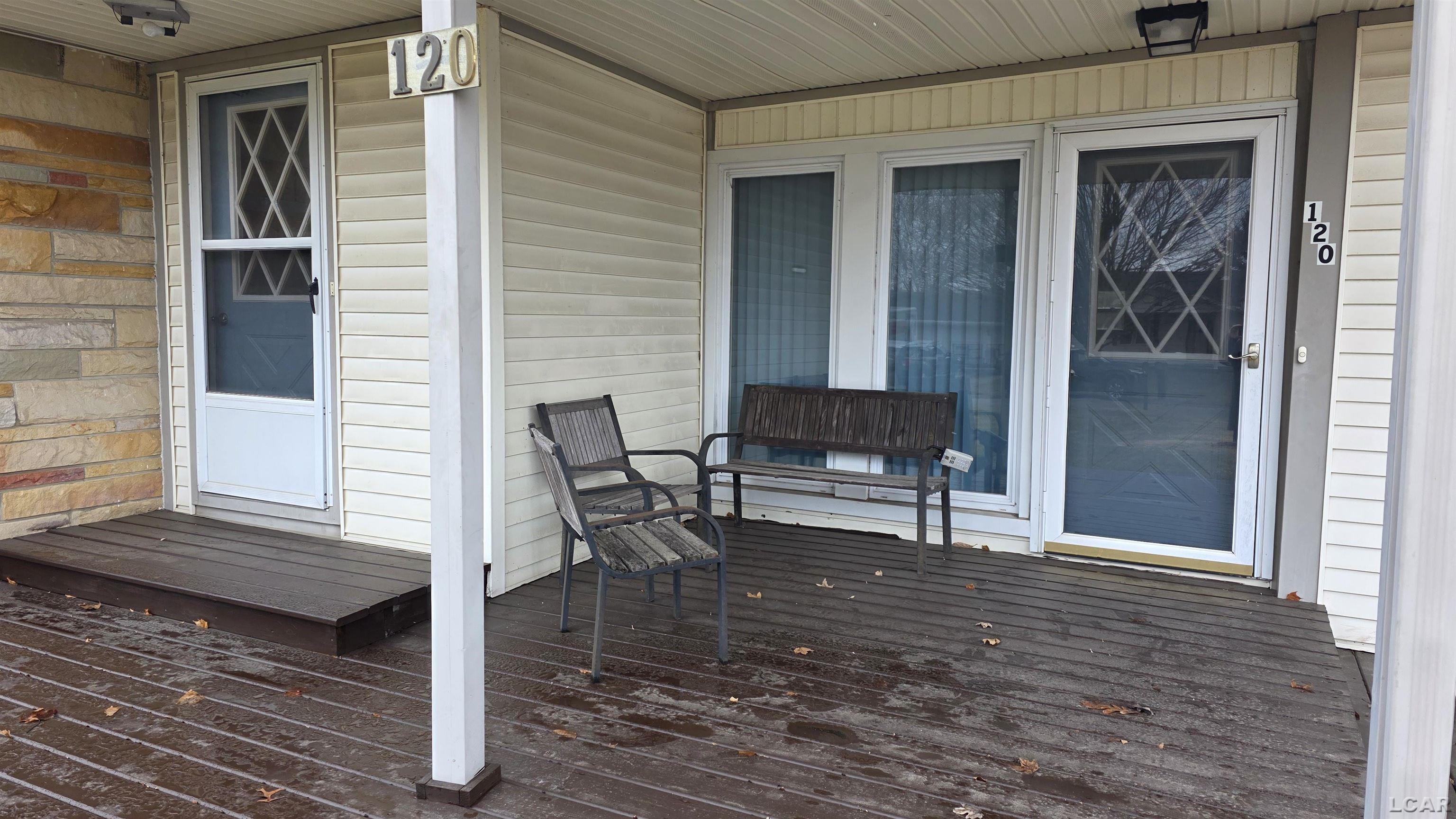 120 S Washington Street