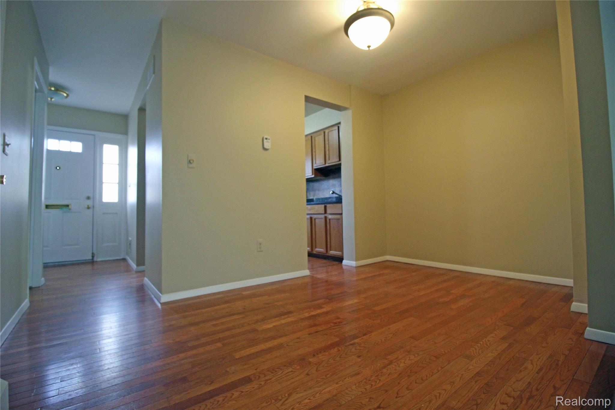 5828 Northfield Parkway