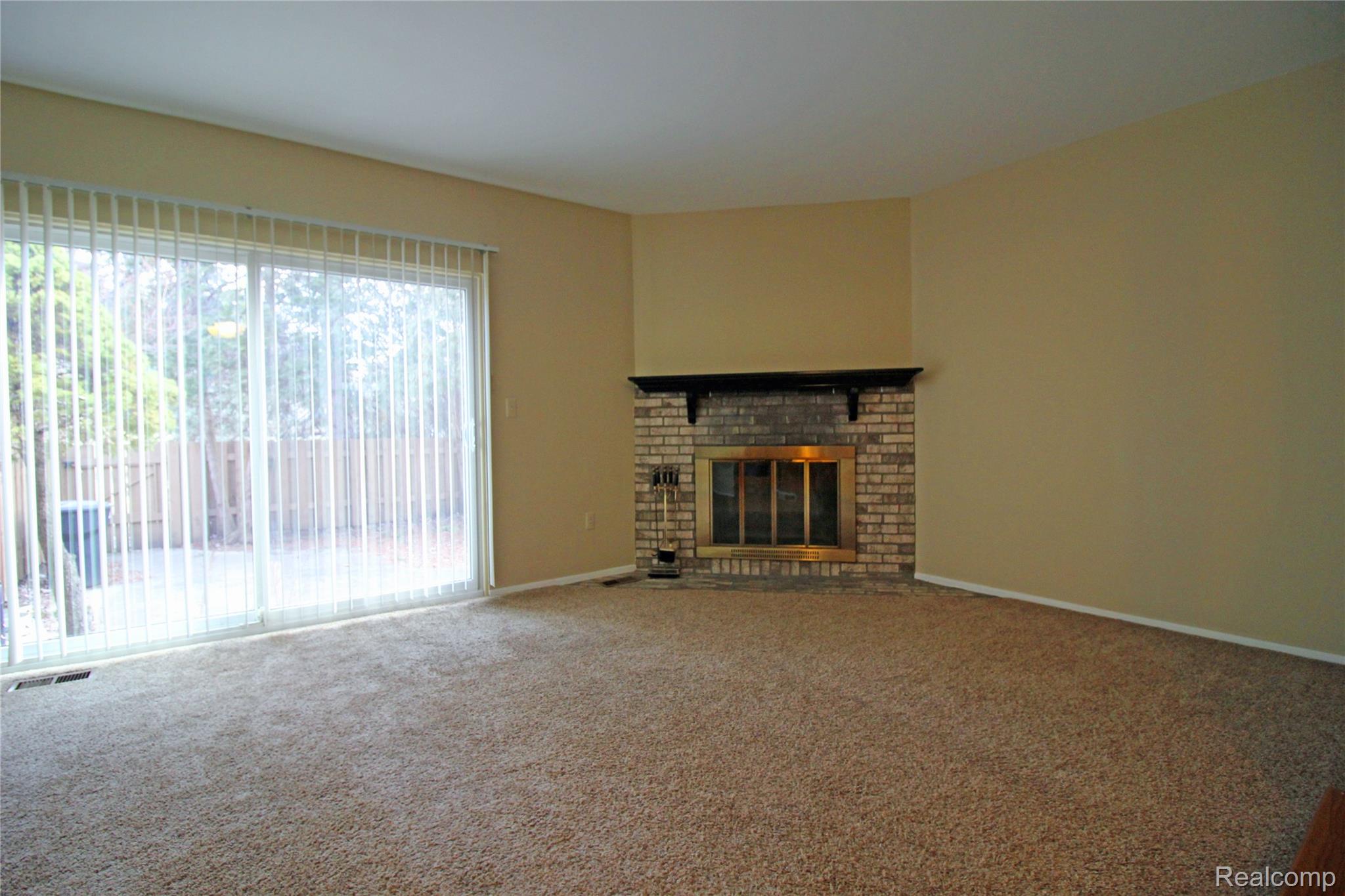 5828 Northfield Parkway