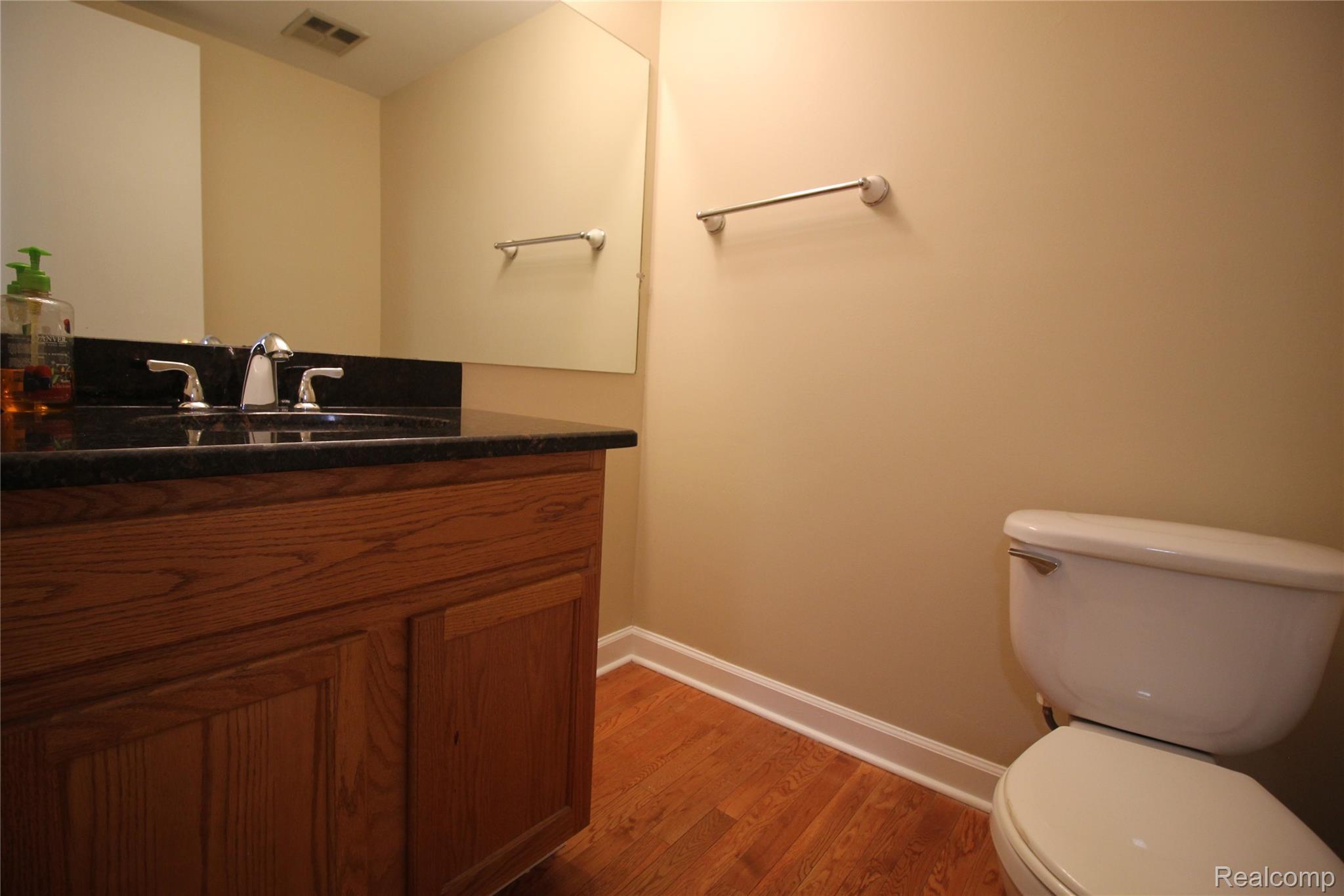 5828 Northfield Parkway