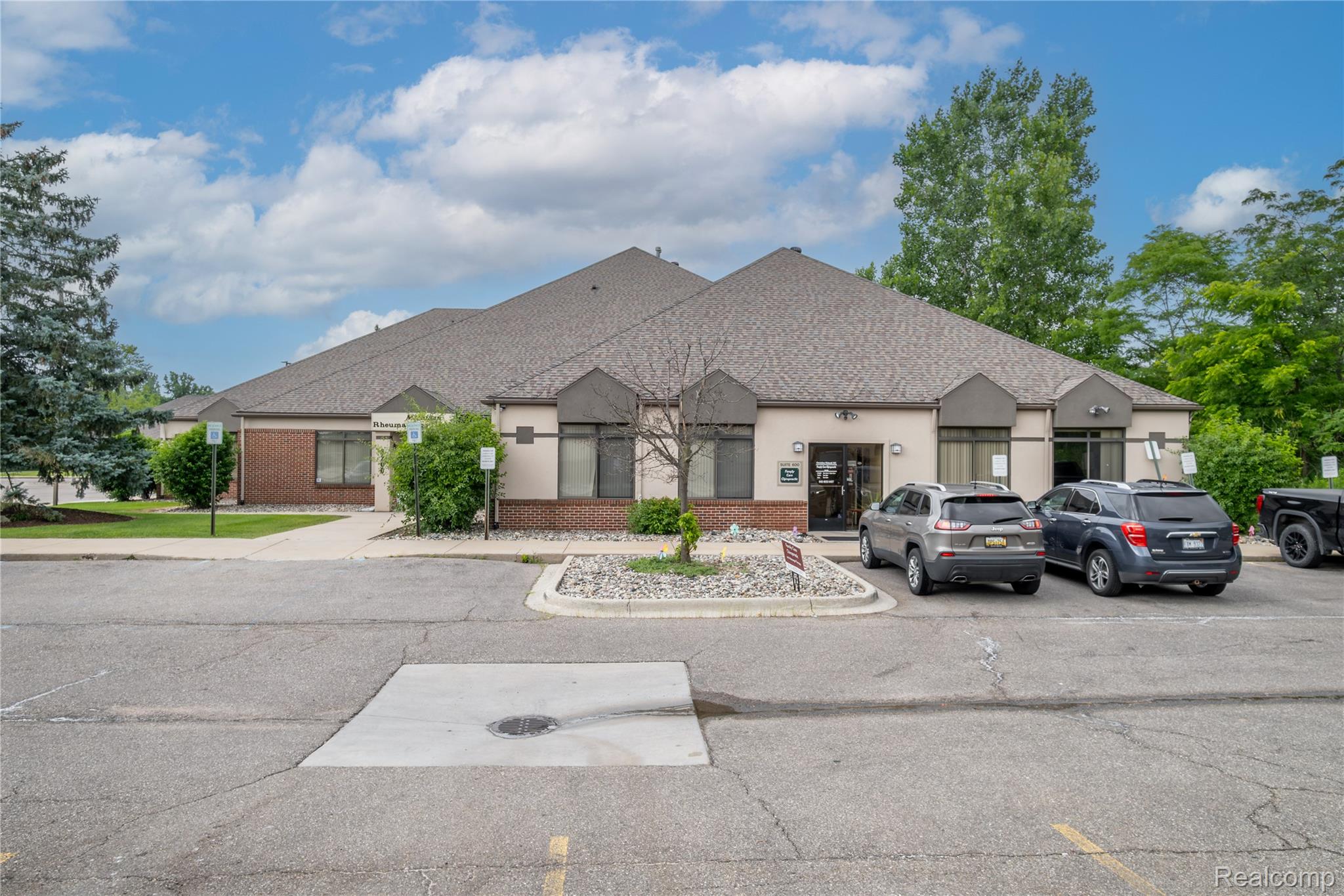 8200 S Saginaw Street 500
