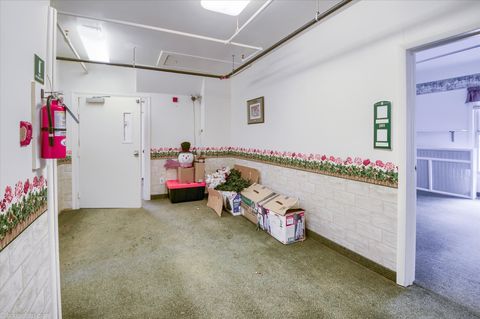 listing image 61