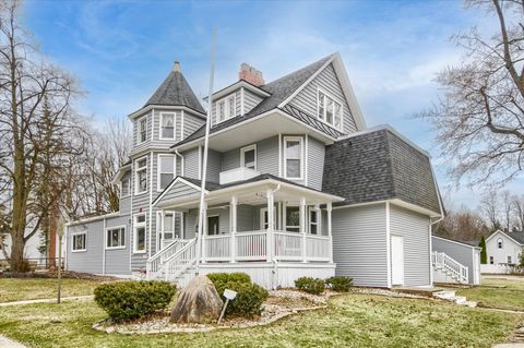 700 S ADELAIDE Street Fenton City MI 48430