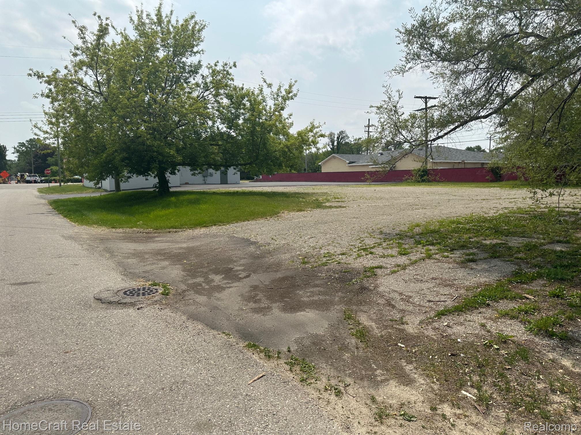 490 Greenlawn Street