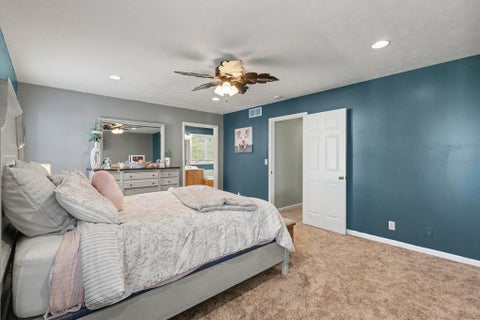 Tiny photo for 2586 Marble Court, Holland Charter Township, MI 49464 (MLS # 71026055734)