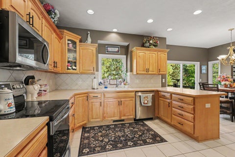 Tiny photo for 2586 Marble Court, Holland Charter Township, MI 49464 (MLS # 71026055734)