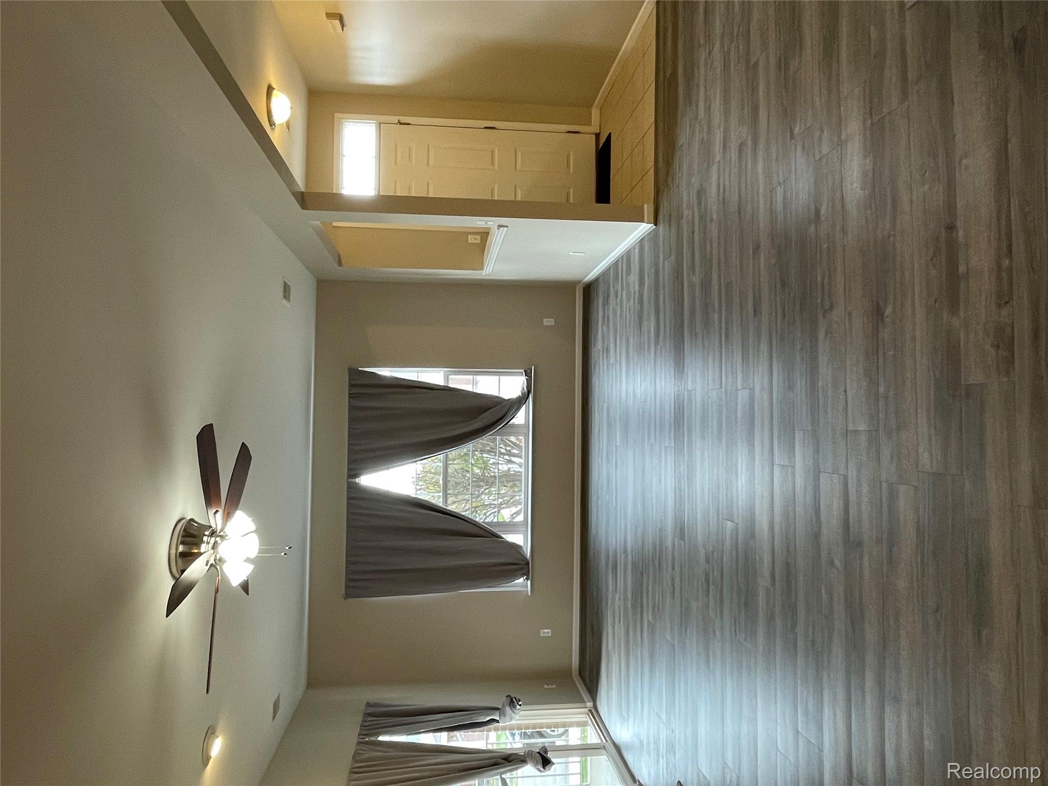 1852 Flagstone Circle