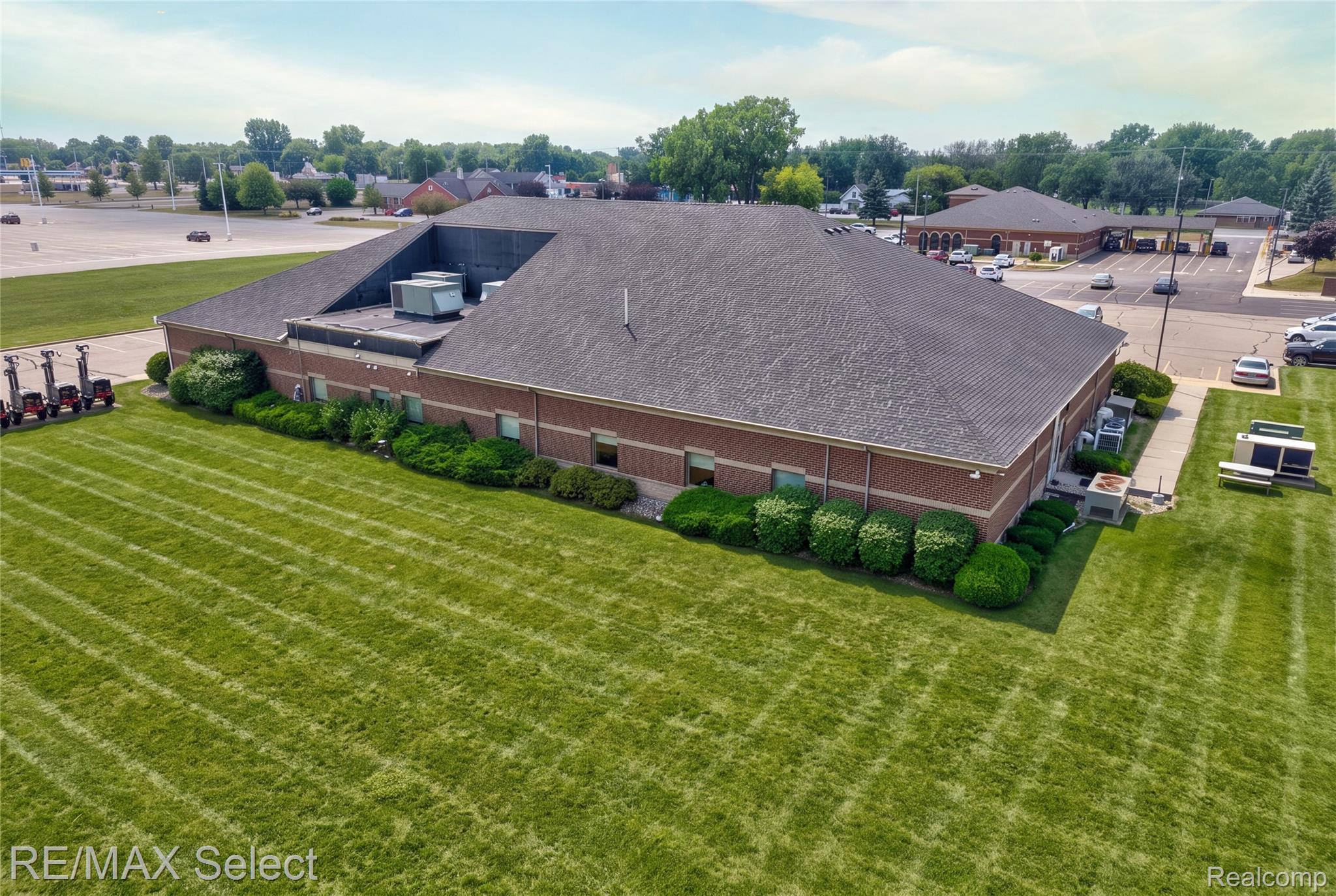 2305 S Center Road
