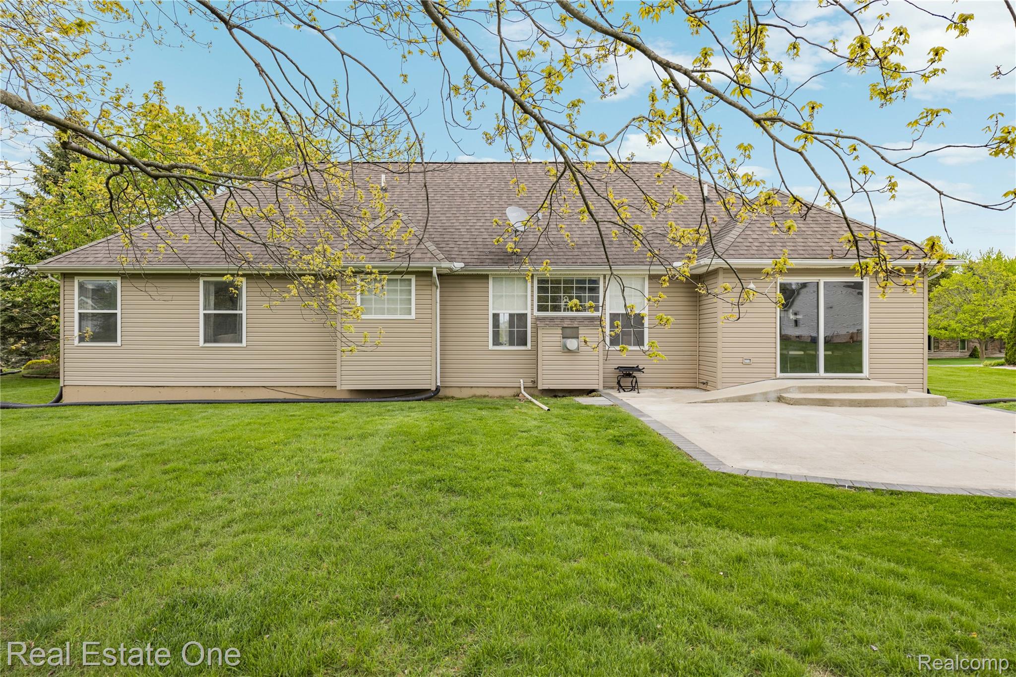 16222 Pine Lake Forest Court