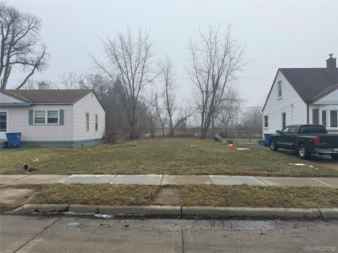 13350 Sherman Avenue Warren City MI 48089