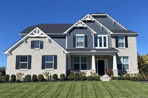 22213 Hilda Lane South Lyon City MI 48178