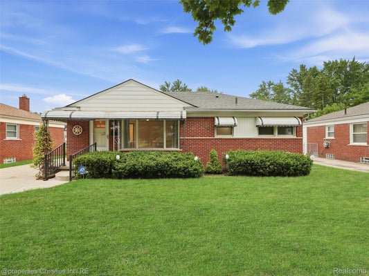 33045 W CHICAGO ST, LIVONIA, MI 48150 - Image a3058d579fec9e8ba359b6ba8288111d/2249290477
