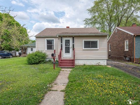 914 Maple Avenue Monroe City Monroe MI 48162