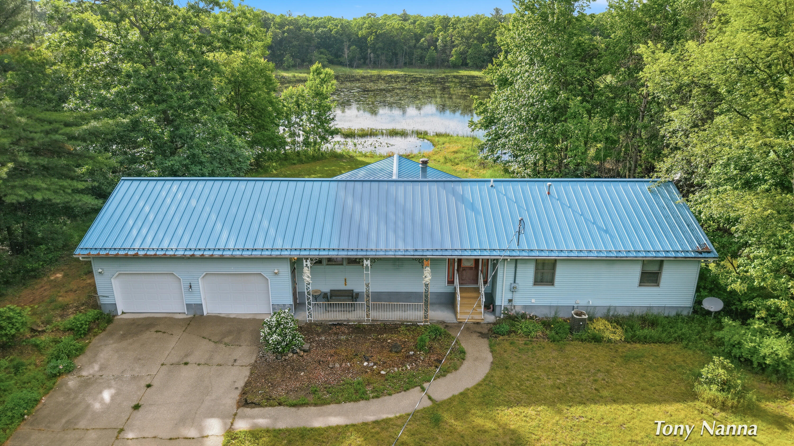 1318 E White Lake Drive